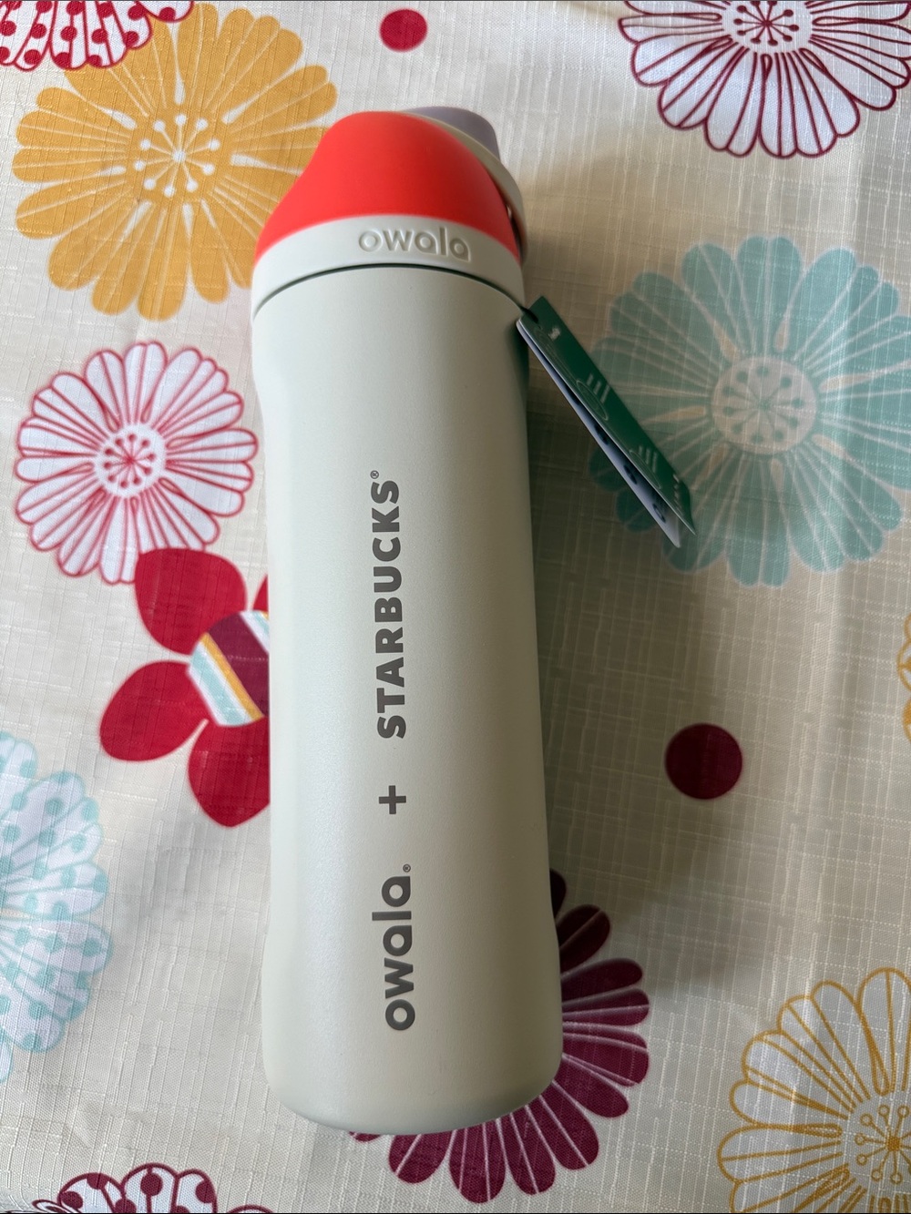 🎃PUMPKIN Starbucks x Owala FreeSip Insulated Bottle - White with Orange Cap